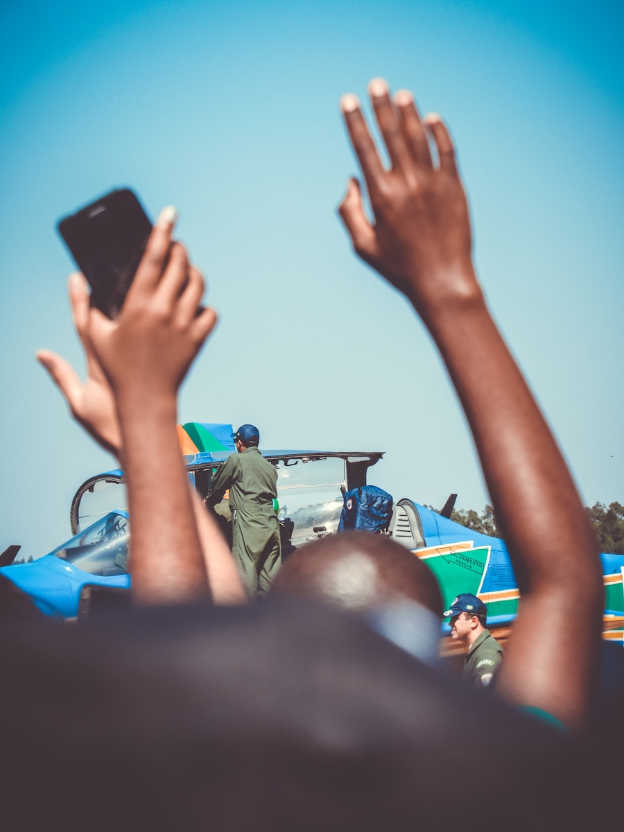 DRC Rwanda border with civilians and security forces